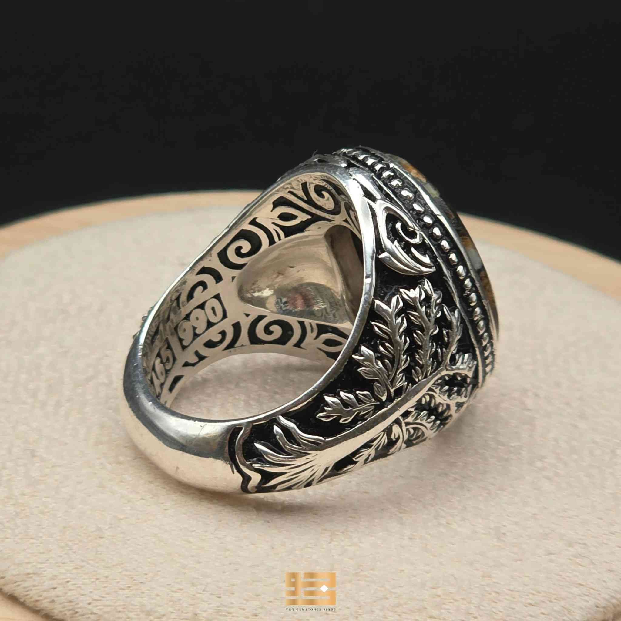 ﷽
خاتم رجالي
حجر عقيق يماني طحلبي (زهرة الربيع)
صياغة البحرين "عارف"
فضة 990

القياس 20
قياس الحجر 1.8
الوزن 24.7 غرام

انضمّوا إلى مزاد الواتساب عبر الرابط التّالي🛍:

(https://chat.whatsapp.com/GAK4nGjC5FC8BV5OaeH8Uw)


**إذا كنت صاحب هذا الإعلان وتريد حذفه لأي سبب، رجاءا أرسل رسالة إلى الدعم الفني**