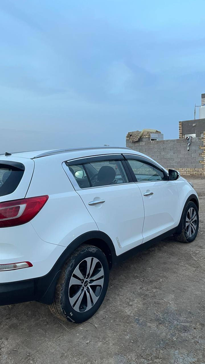 سبورتج 2013 مكفوله ماعده بيها باردات بسيطه مكينه 2400 مواصفات نص فول رقمها بصره السعر 155 رقمي ***********
