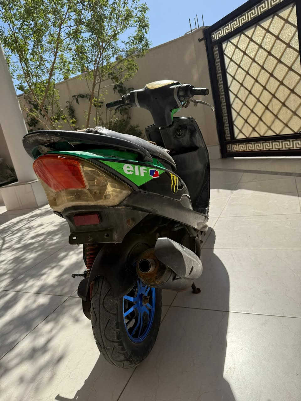 دراجه ماكس عدل كامله مكمله ما ناقصه اي شي تجي وشوف بعينك مكان بصره قضاء المدينه سعر 550 وبيه مجال الاستفسار ***********
