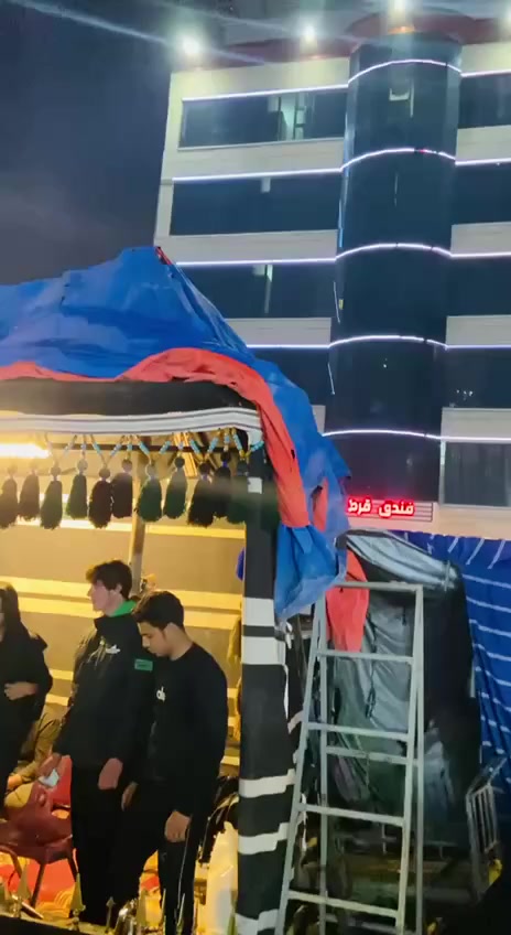 سلام عليكم خدام الحسين 
خيمه كامله  حديد وقماش
لبيع رتفاع 3
نزال3 عرض5
حديد ثقيل واحد وربع 
نشره كراكيش5متار
ونشره ام3متار قطعتين


**إذا كنت صاحب هذا الإعلان وتريد حذفه لأي سبب، رجاءا أرسل رسالة إلى الدعم الفني**