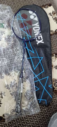 مضرب يونكس • بادمنتون • كلش حلو