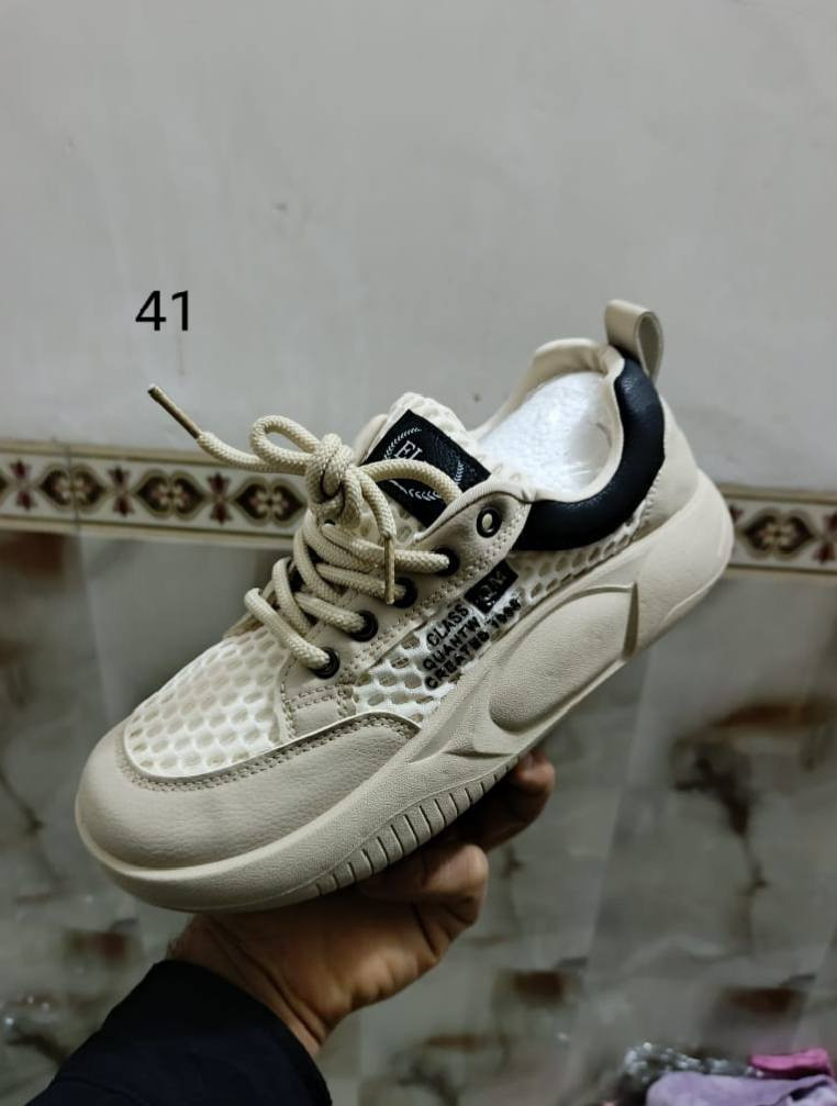 سلام عليكم وجبه جديده من الحذيه نسائي اطفال شبابي رجالي ولادي متوفر اكثر من 100موديلا قياسات تبدأ من 21لل47راح انشر نموذج منهن وليريد باقي الموديلات يجي خاص ويدلل 

 نقدم مجموعة متنوعة من القطع الاحذيه بأسعار مناسبة للجميع، حيث جميع  سعر القطعة من ٧٠٠٠ دينار عراقي فقط!

مميزات الخدمة:

· أسعار لا تنافس وتناسب جميع الفئات.
· توصيل داخل محافضات العراق 5الاف دينار 

للاستفسار و الطلبات ***********واتساب فقط
