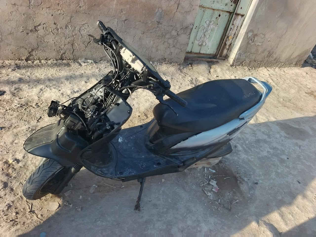 سلام عليكم دراجه للبيع كامله تجي تركبه وتقنع اله تأخذه سلف مكاني  الديوانيه  قضاء الحمزه الشرقي سعرهه200


**إذا كنت صاحب هذا الإعلان وتريد حذفه لأي سبب، رجاءا أرسل رسالة إلى الدعم الفني**