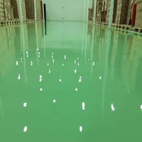 ارضيات ايبوكسي • ذاتي التسوية • حله