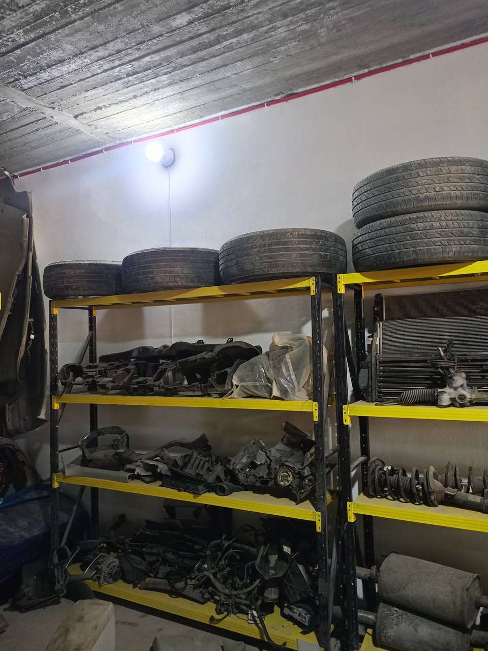 السلام عليكم ورحمه الله 
وكاله الرحمن 
تفصيخ وجديد امريكي عام 
بعقوبه الصناعه الثالثه
***********
