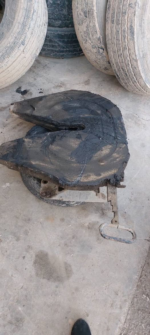 نظافة100%

سعر 375 الف 

ثلاجه مال حاجب 2013 

جديدة لوك 

سعرها 325 الف

تايرات زوجين  مع ويالات نظافة 95%

سعر الزوجين مع ويالاتهن 725 الف

مسجل اكتروز حاجب نظافة 100% 

سعره 1$ 

العنوان 

ديالى

الاتصال

***********

***********
