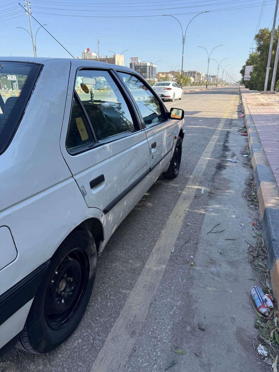 بيجو 405 موديل 2012 

رقم بغداد دولي سنويه ل٣٠ سياره ب اسمي

بيها بنيد وجاملغ بدون دواخل 

كير مكينه حداديه كفاله
تبريد ثلج 
مكاني نجف حي السلام 
السعر 37 وبيها مجال
للاستفسار *********** النجف, العراق
