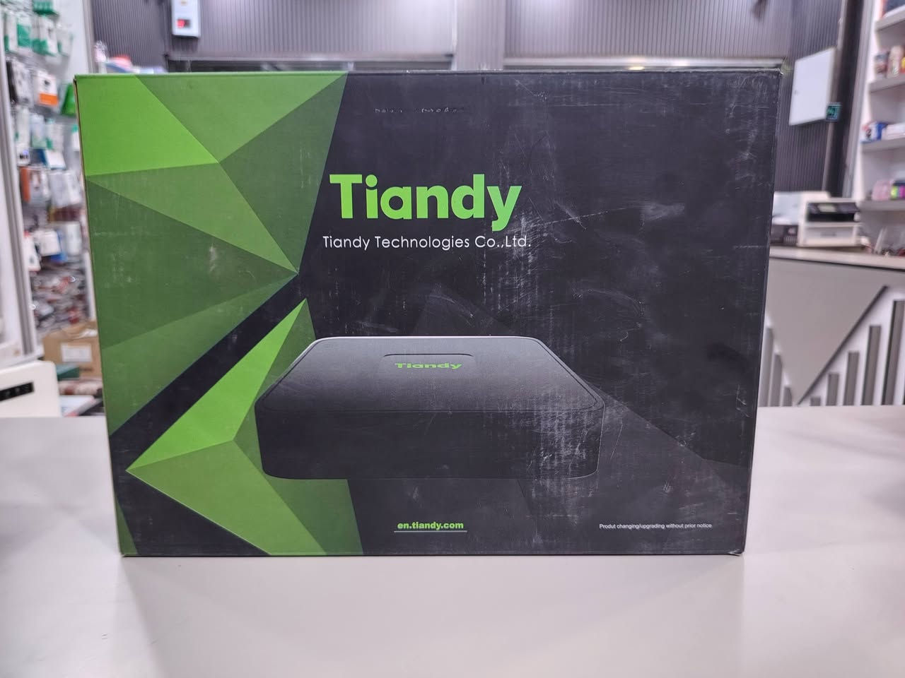 متوفر عندي كمية كاميرات مراقبة أصلية ماركة Tiandy كلها من نوع IP وبميزة نظام صوت مدمج.
 الكاميرات تشتغل وترتبط أيضاً على أجهزة هيكفجن (Hikvision) بدون مشاكل.

ملاحظة مهمة: ابيع الكمية كلها مرة وحدة ما ابيع مفرد.

***********

العنوان كركوك
