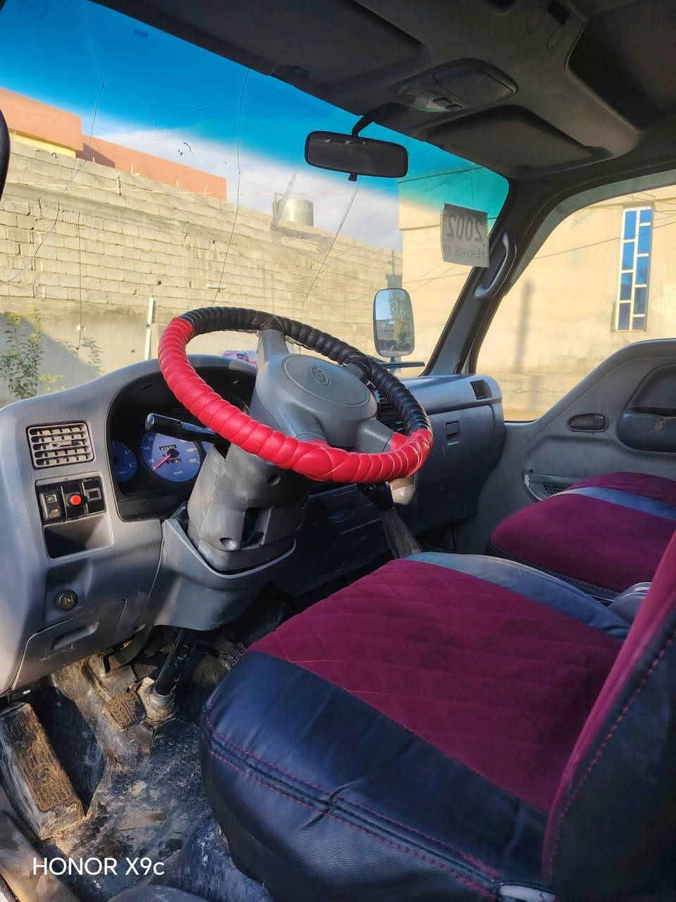 السلام عليكم ورحمة الله وبركاته
يوجد كيا حمل بزون(ام عيون) كصه جديد موديل 2002 محرك كير اكسل تواير باتري كله شرط سيارة جاهزة ما يعوزه كلشي
#اتصل_وتدلل_***********
