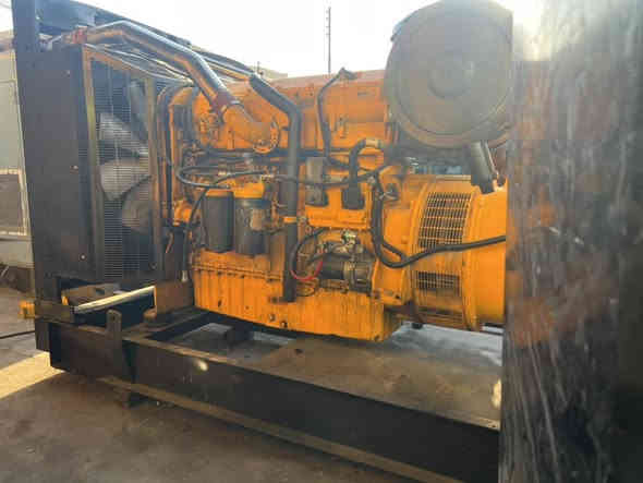 2800 تك سوبر شرط 300 ساعه مشتغل 
توليد500 كيفي بلادي 
بغداد الغزاليه سعر250 ورقه 
***********
