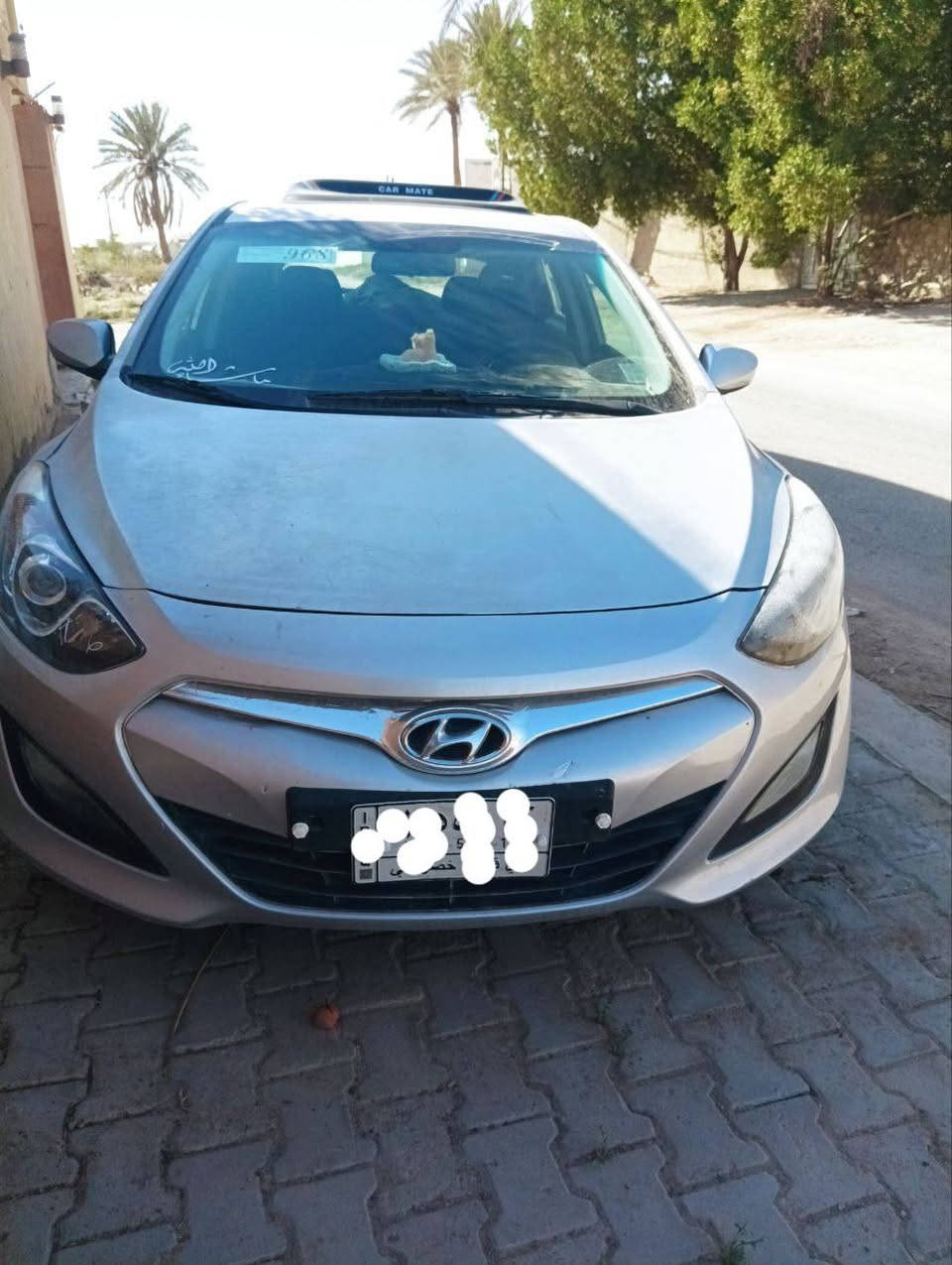 ألنترا هاش باك 2017 وارد امريكي رقم ذي قار مشروع وطني بيها 3 قطع سياره نظيفه شاشه كامره حساسات فول مواصفات 
السعر <95> وبيها مجال 
للتواصل واتساب اتصال / ***********/***********
