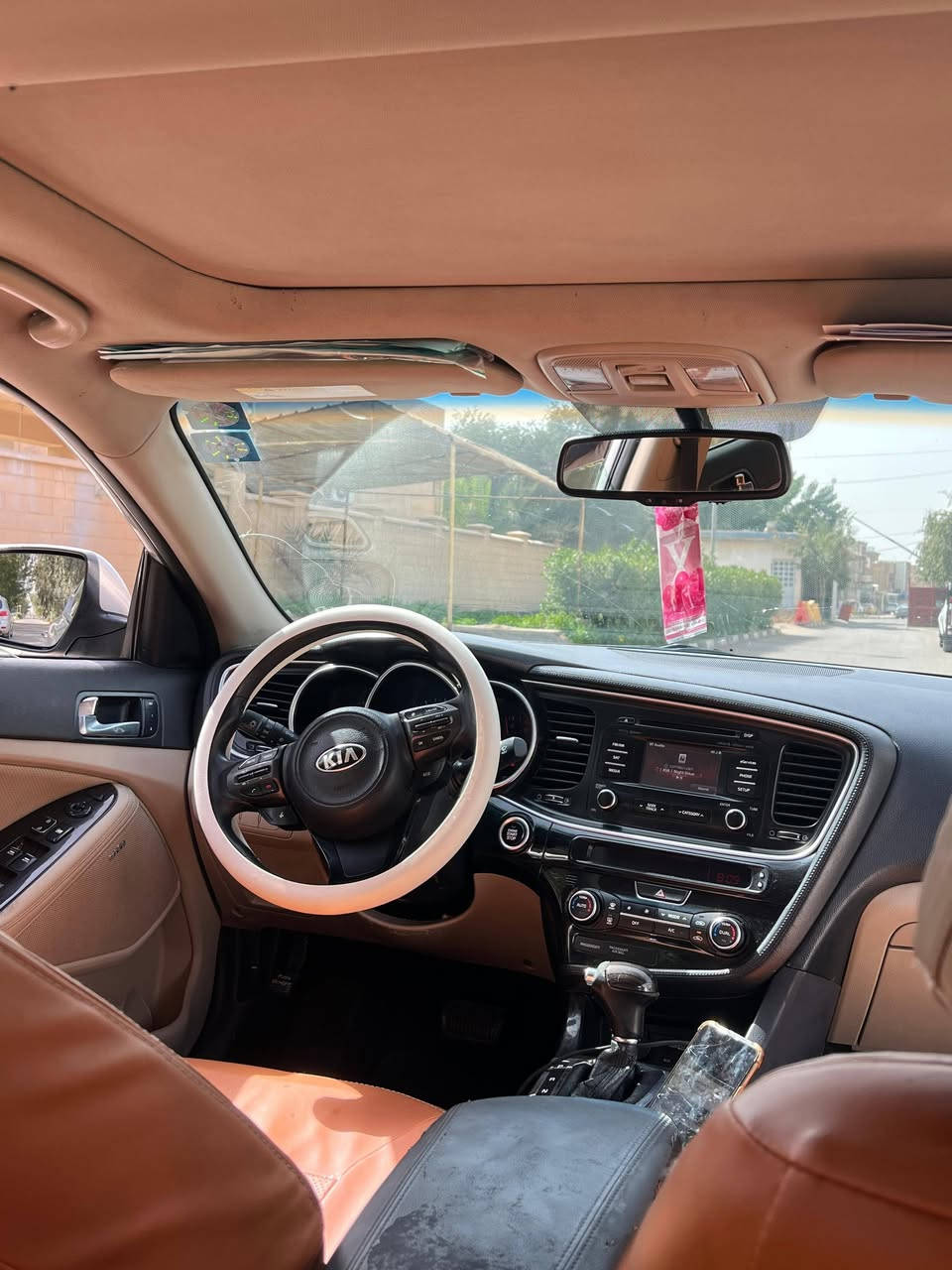 سلام عليكم اوبتما للبيع فول مواصفات الخير كامله من كلشي تبريد صدر امامي خلفي تخم تاير كامله  من كلشي سياره فول مواصفات مكان سياره بغداد ثعالبه وره صيطرت شعب ***********
