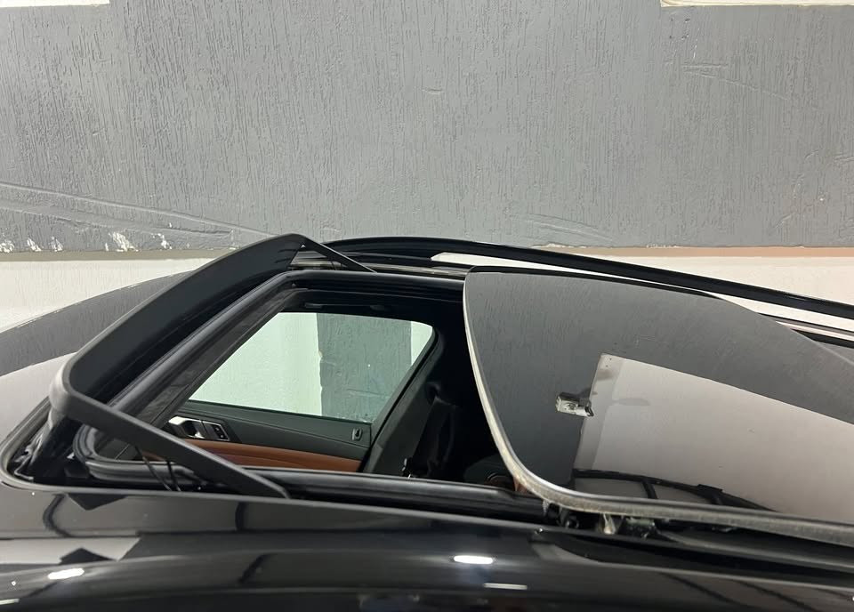🚨 وكيل BMW X7 (2025) للبيع 🚨

▪️ 6500 كم
▪️ 4400 CC
▪️ صيانة توكيل
▪️ طبقة حماية
▪️ سقف بانوراما
▪️ فرش جلد
▪️ فابريكا بالكامل

💯 حالة ممتازة ومجهزة بالكامل

📱 للتواصل: 01050374426 القاهرة, مصر


**إذا كنت صاحب هذا الإعلان وتريد حذفه لأي سبب، رجاءا أرسل رسالة إلى الدعم الفني**