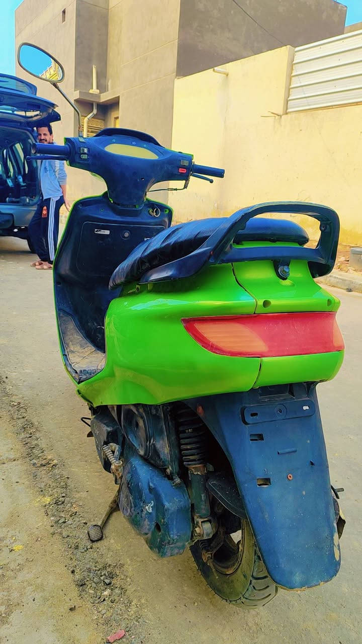 للبيع
دراجة فراشة للبيع 
ما بيهة نقص جاهزة من كلشي .. 
السعر 425 وبيها مجال للشراي
المكان الدغارة
الاتصال على 
***********
