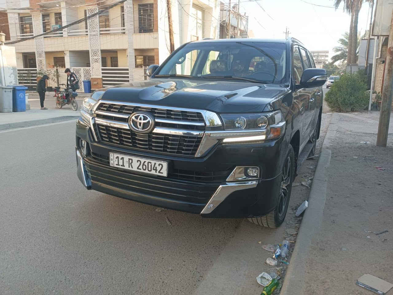 لاندكروز للبيع السعر ٥ شدات و ٧٠ ورقه موديل ٢٠٢١ الاستفسار ***********
