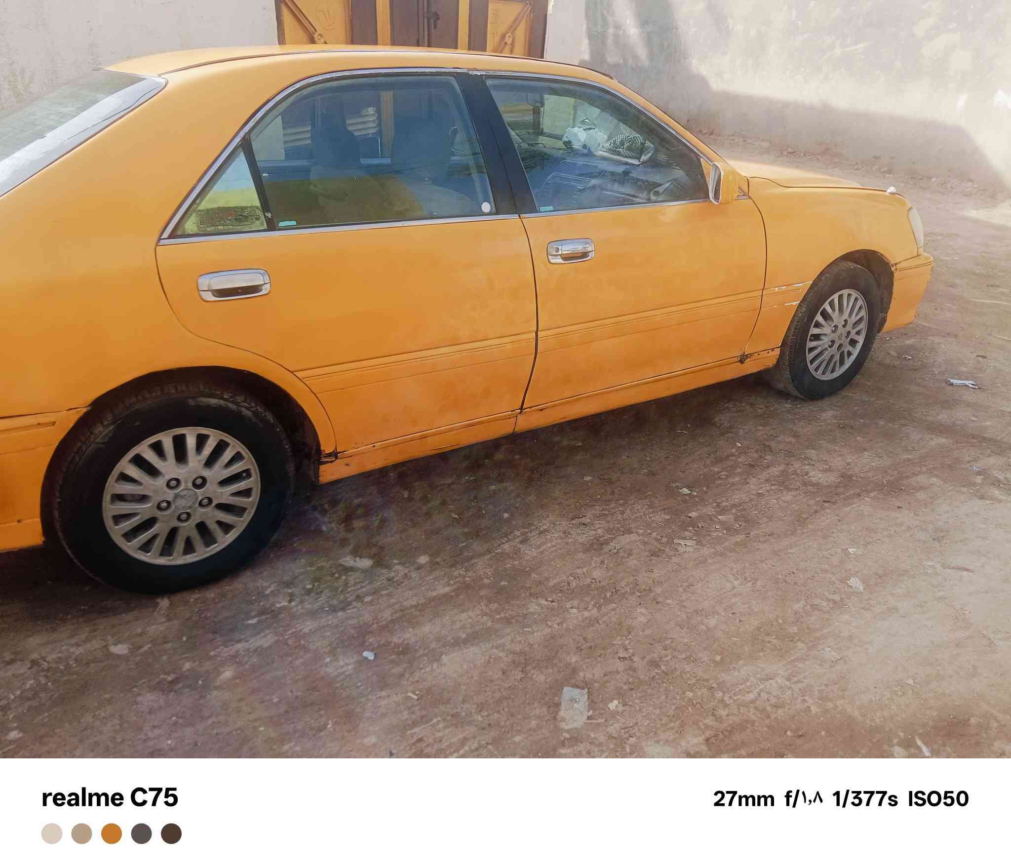 السلام عليكم ورحمة الله وبركاتة ملكه رقم كركوك الماني كفالة من كص فقط متجايه 2002 تسجيل قديم اصل لا مفحوصه ولا مدفوع كمرك تخم تاير باتري حداديه جاهزة السياره مكينته صار سبوع شديته حاويه فيفتي.  2.5 4دكم تبريد خلفي وثلاجه تبريد عوزها غاز  سيارة عوزها ترتيب دواخل  وصبغه أرضية جلد بيع اومراوس بملكه صفره الماني او  صدامي مفحوصه  مكاني بابل الحمزه الغربي ‏‪0787 704 0269‬‏
