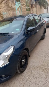 نيسان فيرسا 2016وارد امريكي جاملغ وبنيد بدون دواخل بدون رباك السياره ج...