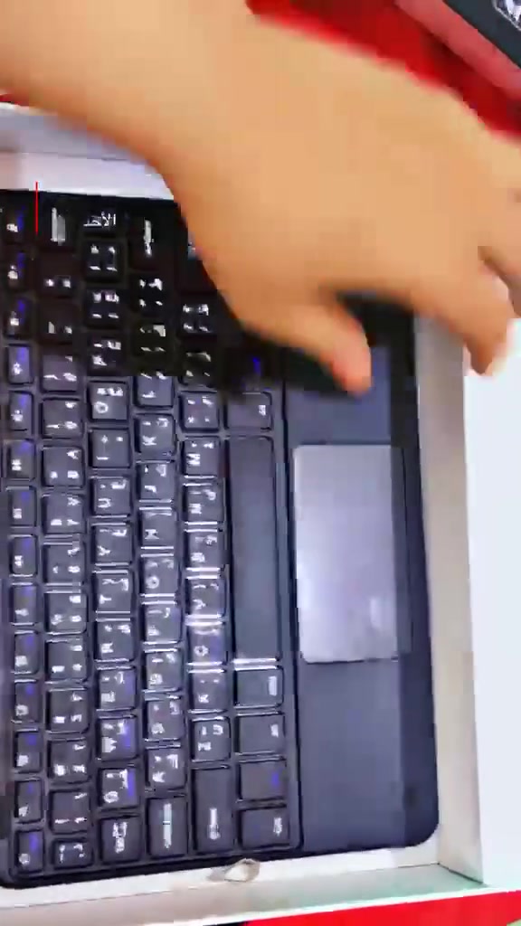 ايباد مستعمل مابي اي عطل فقط شويه شاشه تعلك وياها كيبورد ونضيف مابي شي سعره 90 وبي مجال *********** مكاني بغداد شارع فلسطين

