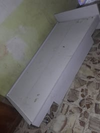 للبيع • ديكورات منزلية • مستلزمات منزلية • تحف منزلية • بضاعة منزلية