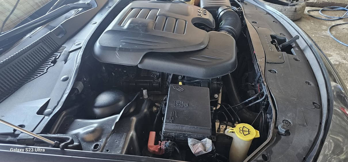 السلام عليكم 
جارجر البيع موديل 2016
موصفات نص فول 
رقم بابل النكليزي بسمي 
ستخدام شخصي 
كله ع وضع شركه 
مكينه 3600
كير اومكينه ع وضع الشركه مامفتوح برغي بيه 
حادثه السياره موضح بل سونار 
تخم تاير جديد 
حداديه جديد 
السعر 195بيه مجال /غير متواجد ع فيسبوك***********
