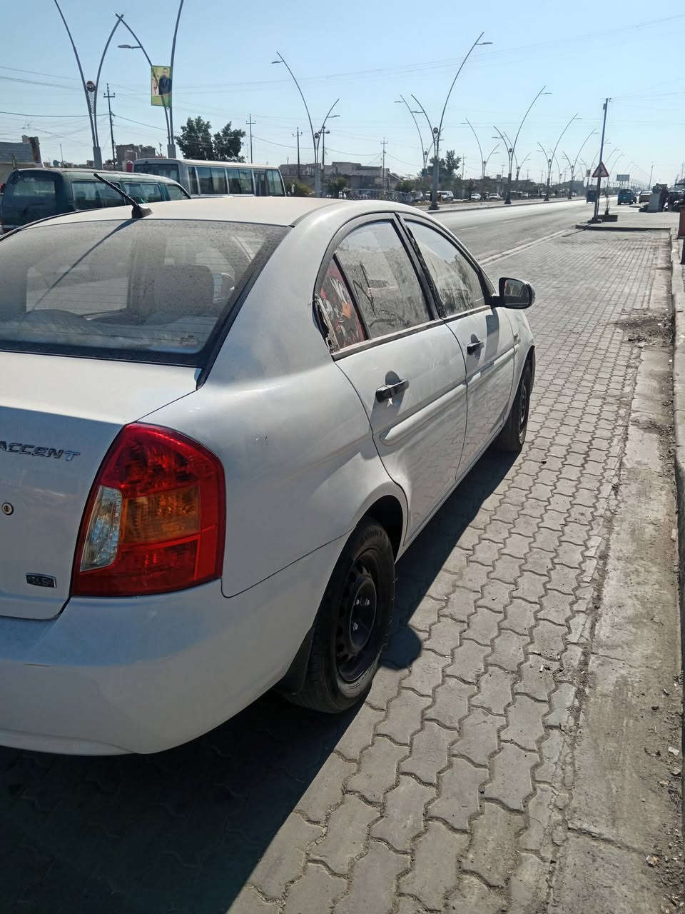 اكسنت موديل 2011 رقم بصره الماني
رايدها 75 مكاني حيانيه
ما متواجد عل فيس ***********
