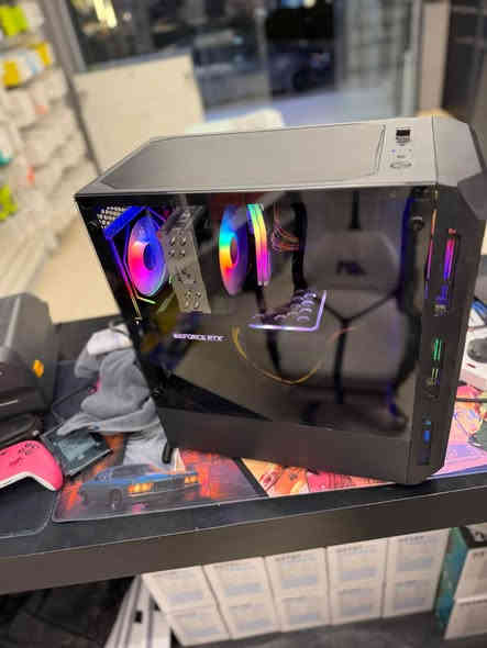 1) GPU•  Rtx 3060 ti galax
2) CPU  i5 10400f
3 BORD•  asrock h410m
4) PSU•  xgimatic 650w bronze
5) RAM 16gb 3000mhz rgb
6)  Hard 256gb ssd - 1tb hdd
7)) Cooler•. ag 400
8) CASE• midtower 4fan rgb

کەیسی هەرزان و زۆر باش و بەهیز 
زەمانی ١ مانگ 
نرخی ٨٦٠ هەزار 
گەیاندن هەیە 
***********
*********** أربيل
