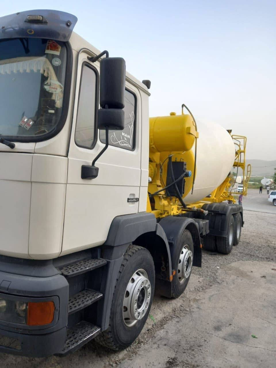 السلام عليكم يوجد لدينا خباطات للبيع مانات عدنا مان صقر موديل 2002ومانات تيگه أنواع الاحجام وأنواع الموديلات
اتصال عبر الارقام 
***********
***********
***********
