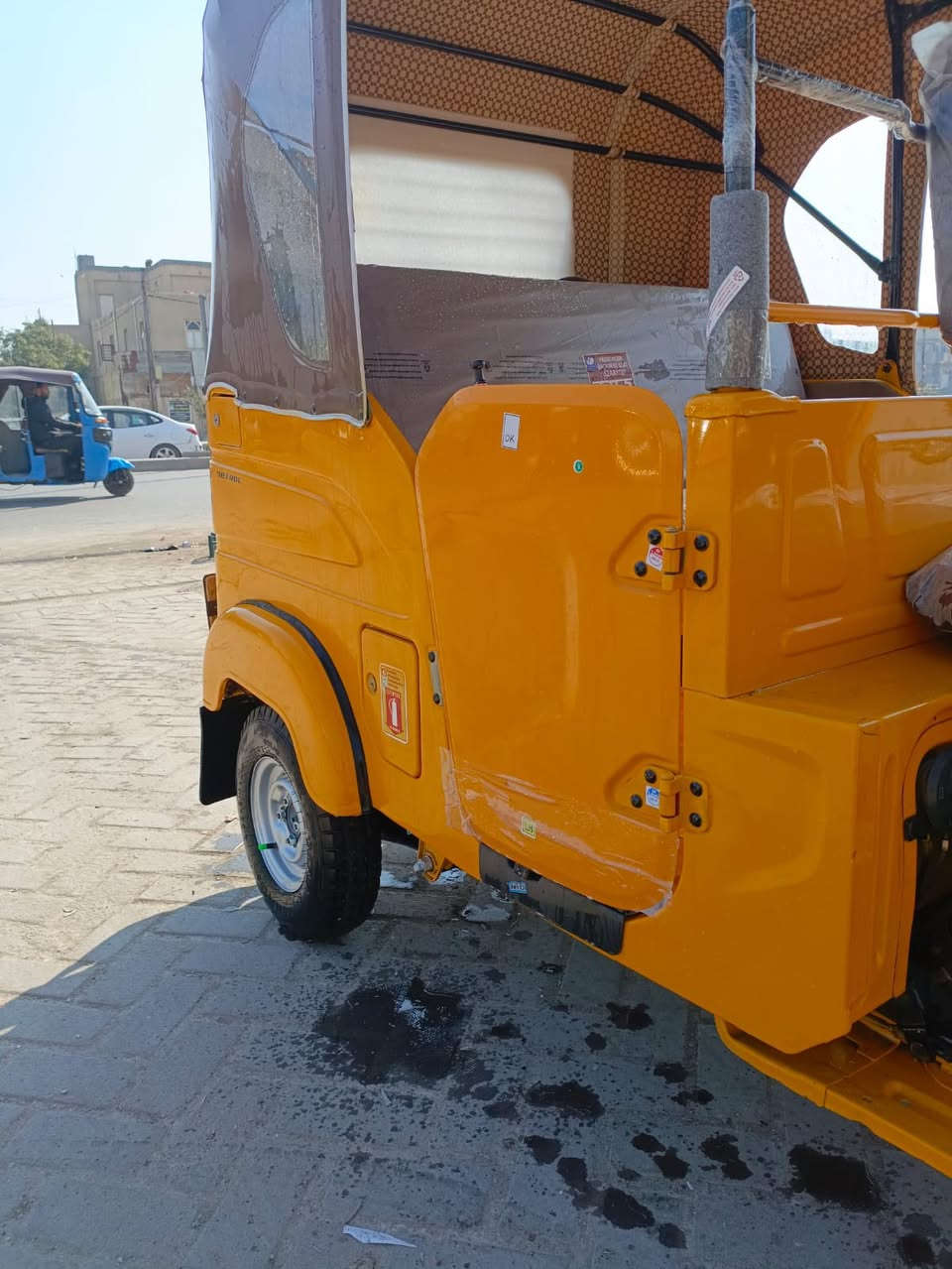 سلام عليكم البيع موديل 21مكاني مدينه الصدر خابر ودلل مكينه بوشه وبستم وكاعيه الماميه مصبوغه على الحديد***********
