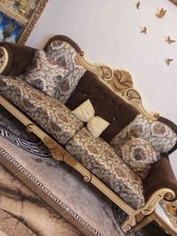 تخم تركي نضيف جدا مابي اي ضرر عشر مقاعد لسعر 450بي مجال بسيط مكان مشتل...