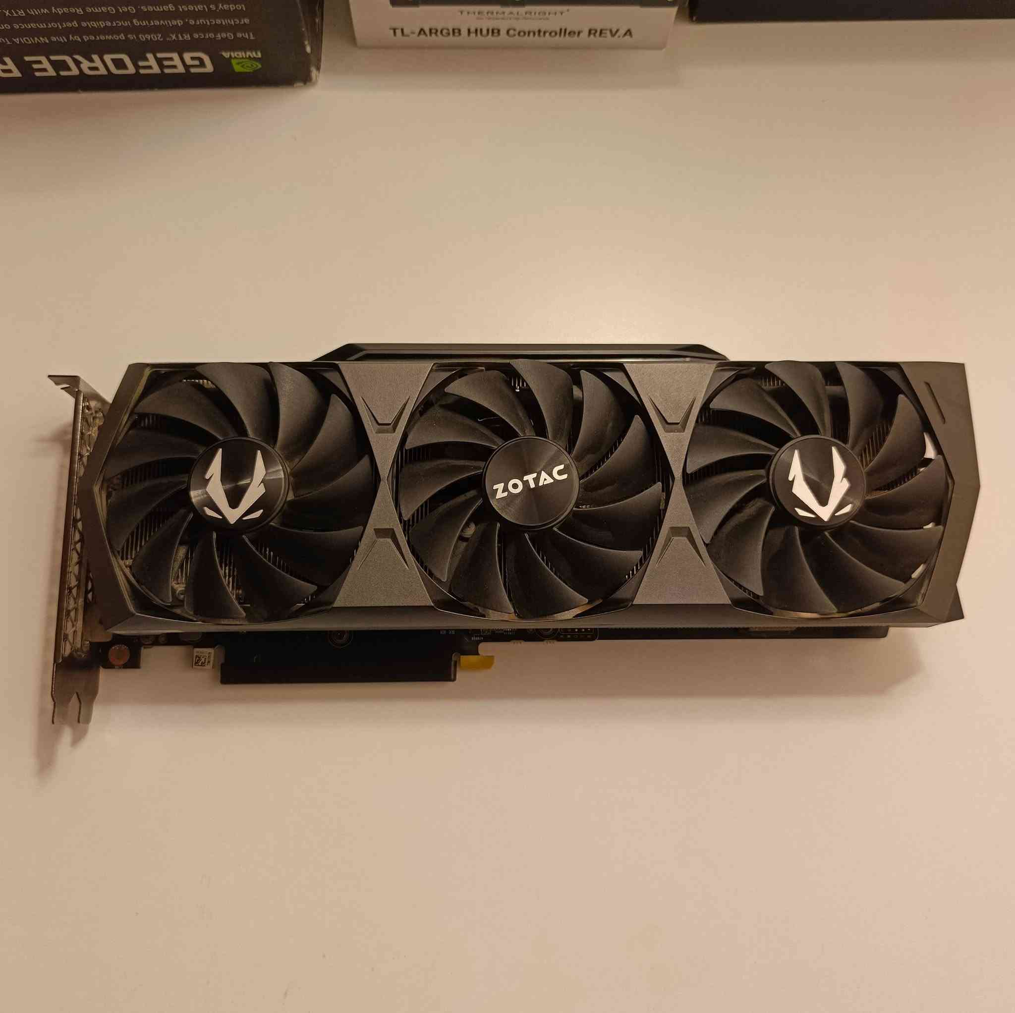 RTX 3070Ti Zotac Trinity OC
السلام عليكم كرت نضيف حيل شرط الفحص والضمان


**إذا كنت صاحب هذا الإعلان وتريد حذفه لأي سبب، رجاءا أرسل رسالة إلى الدعم الفني**