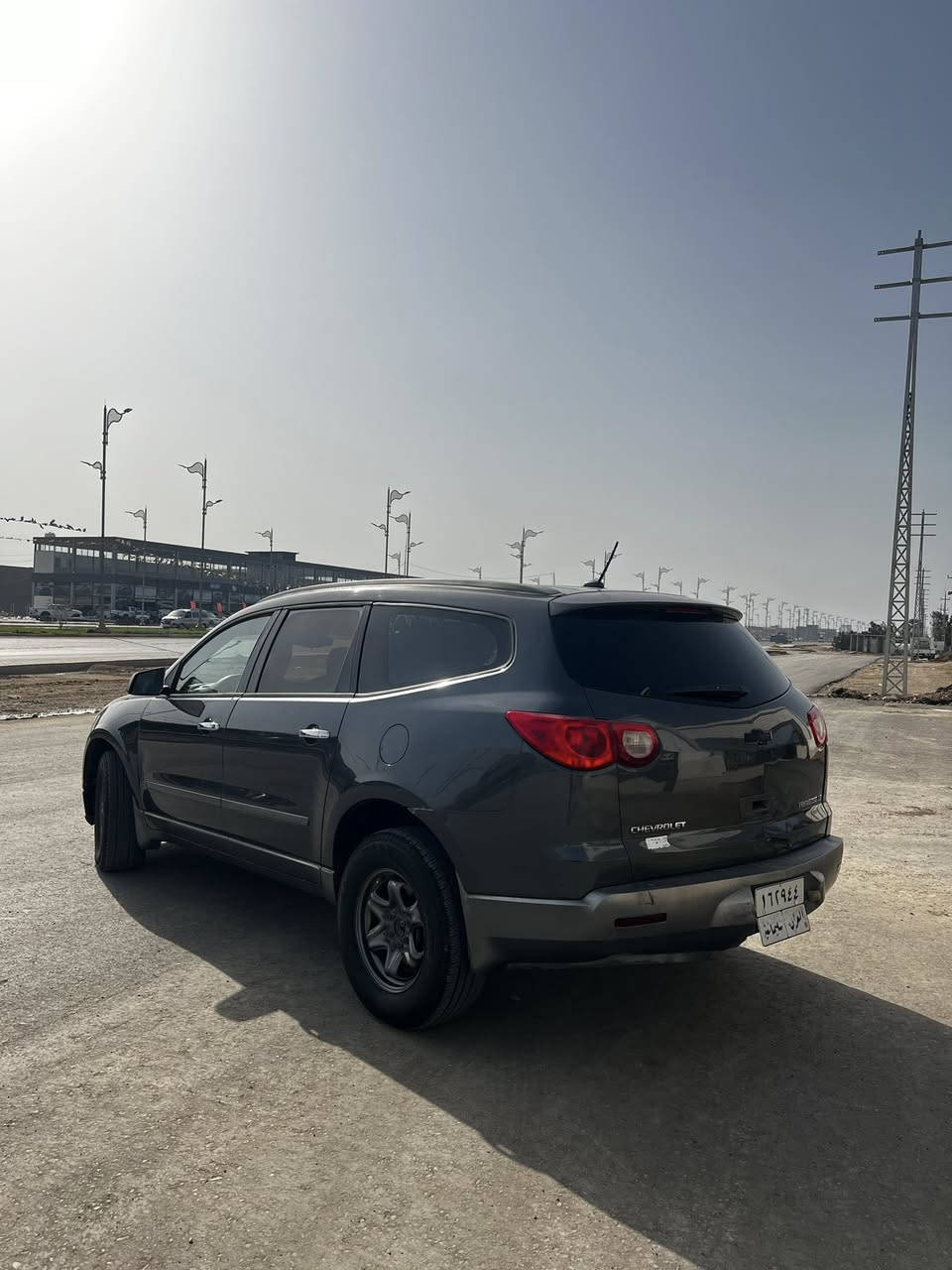 ترافرس 2009
وارد امريكي كلين بدون حادث وبدون صبغ حتى الدعاميات فقط مكان بارد واحد قليل

محرك 3600 سته سلندر تخم تاير 
7راكب
السعر 85 وبيها مجال
واسط صويرة
***********
