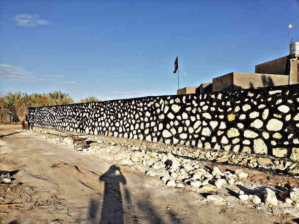 الســــــــــلام عليـــــــــكم
جزء من أعمالنا
#بناء_حجر  في #بابل و #النجف و #كربلاء و #ديوانيه

بنــــــــاء بيوت * و اســـــــيجه * تطبيك سواقي *  ممرات * نافورات *
للاتصال ..... *********** نفس الرقم واتساب📲📞
