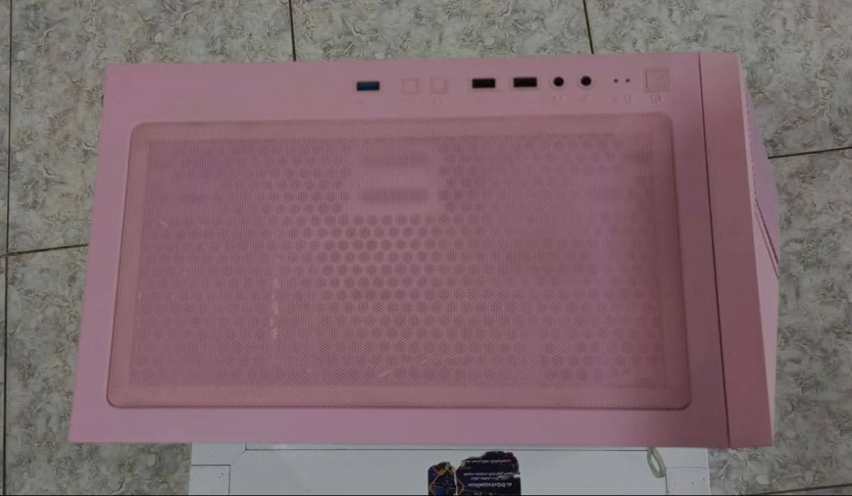 السلام عليكم شبابpc للبيع
المواصفات
RTX2060 سوبر
معالجi5 10400f
ram 16
التخزين واحد 500+واحد تيره

 ويها ماوس وكيبورد+ ماوس باد البيسي نظيف حيل  السعر 700 الف وبيها مجال التواصل واتساب ***********
