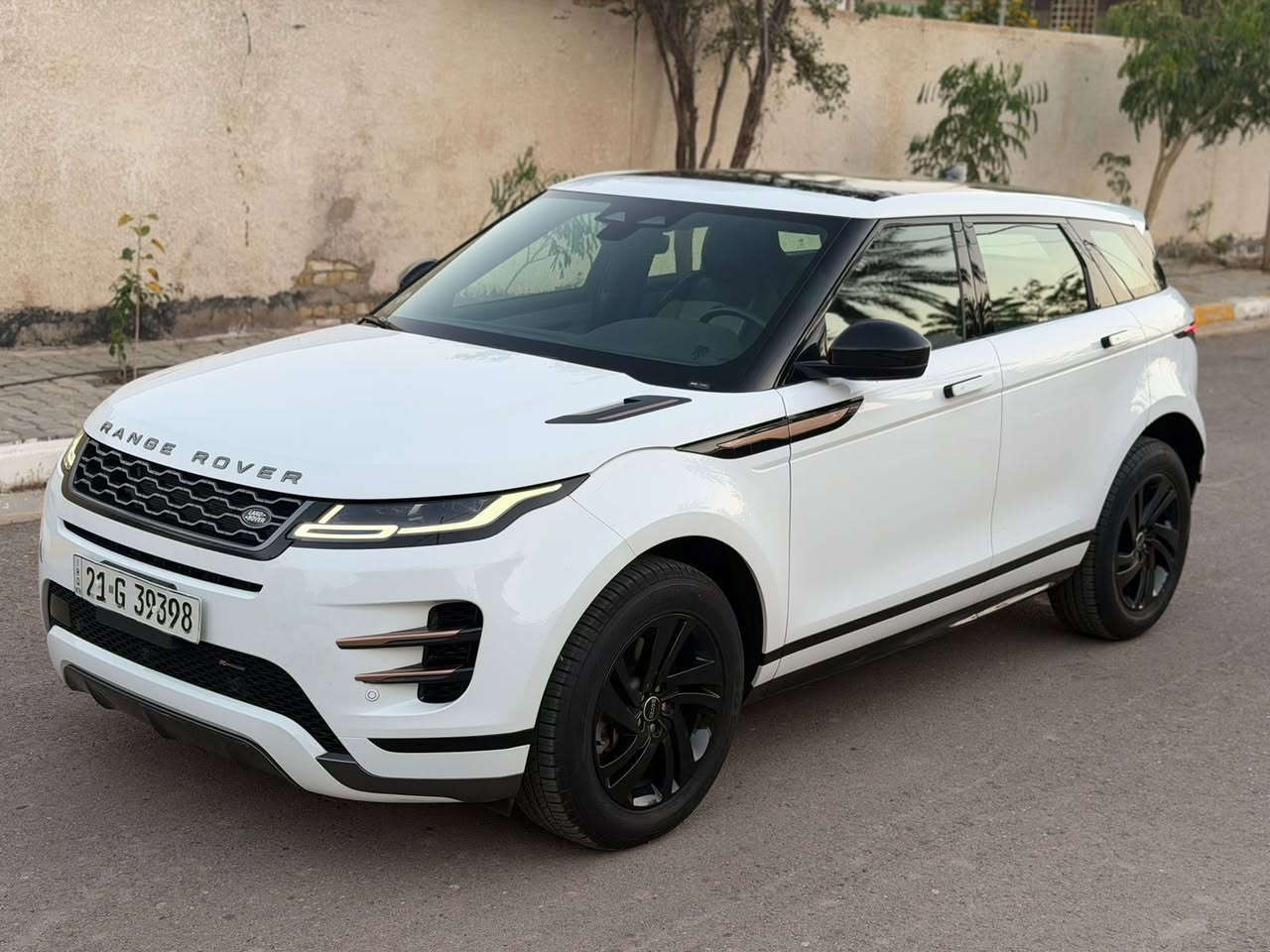 رانج  2023
خليجي روفر ايفوك فول

السياره اول عرض الها بالفيس

 وكالة رانج سليمانية

فئة R Dynamic

ماشية 30 الف كم

محرك 2.0 تيربو 4 سلندر

دفع رباعي دائم – كير 9 نمر

بنوراما سلايد

شاشة كبيرة وشاشة تحكم بالتبريد وأنظمة القيادة

بصمة تشغيل وأبواب

رادارات – فرملة طوارئ – المحافظة على المسار

كامرة – حساسات أمامية وخلفية

مقاعد جلد كهرباء مع تبريد وتدفئة

عدادات رقمية وإضاءة داخلية

تبديل أبواب يمين من الشركة نفس اللون بدون صبغ مع صبغ الدوسة فقط

السيارة بحالة ممتازة وبسمي وكالة عامة

السعر  254مع المجال 

رقم راعيها 

***********
