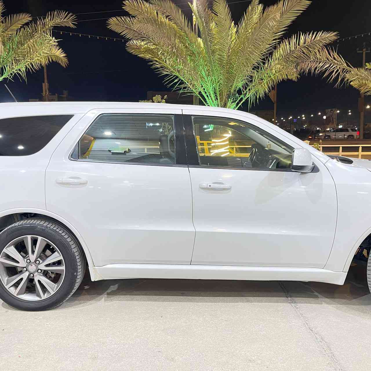 السلام عليكم 
دورنكو 2013 للبيع دخول جديد صار سبوع من طبت كفاله عامه كص فتح عشائر مكينه 5700 هيمي طخم تاير حداديه كله جديد السعر ( 95 ) وبيها مجال الاتصال ***********
