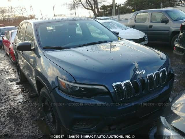 جيب شيروكي 2019 سبورت 4X4 (وارد أمريكي) بدون ايرباك
الموديل: 2019.
​المسافة المقطوعة: 77,000 ميل فقط.
​المحرك: 4 سلندر، دفع رباعي (4WD).
​الحادث: خلفي (جاملغ خلفي قبغ جنط ومبدل بلادي وبنيد طعجة خفيفة معدل بارد )، موضح بصور المزاد قبل التصليح وبعد
(بيها جاملغ امامي معدل بارد) حادث داخل العراق
​ تصليح درجة أولى، بشرط الفحص (كير، محرك، شاصي)
السيارة جاهزة من كلشي تخم تاير جديد  حدادية
​المواصفات:
​شاشة لمس.
​كاميرا خلفية دوارة.
​نظام تثبيت سرعة (Cruise Control).
​تحكم كامل من المقود.
​بلوتوث / منفذ USB / نظام أندرويد وأبل كار بلاي.
​السعر: ١٣٠ ورقة وبيه مجال  للمشتري الطيب).
​الموقع: (صلاح الدين /بلد).
***********
