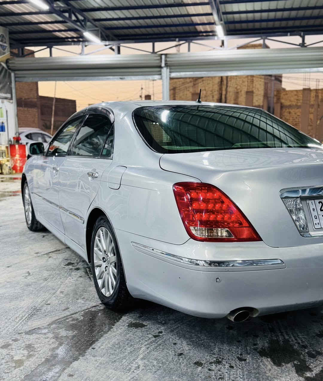 السلام عليكم
للبيع ماجستا 
موديل 2007 
ادوااااات متؤمه رقم وسنويه طبق الاصل
مكينه v8مكينه وكير بل كارتون
بدون ظربه او صبغ 
فول بطن عدى الفتحه 
كصه قماره فقط 
5 دكم جوبلسات 
كشنات مخمل اربعه كشن كهرباء ميموري 
5 بصمات 
سترين كهرباء تحكم صوبين 
شاشه جنجر 6 اقراص 
3 قطع تبريد تدفئه ثلاجه خلفيه
3بردات صاج عسلي
حساس امامي خلفي كامره دواره 
جنطه كهرباء شفط
حداديه اماميه خلفيه نظيفه 
تخم تاير جديد باتري جديد 
السياره جديده وبدون اي نقص 
مكاني النجف 
السعر53$
مكلف بل نشر 
للاستفسار 
***********
