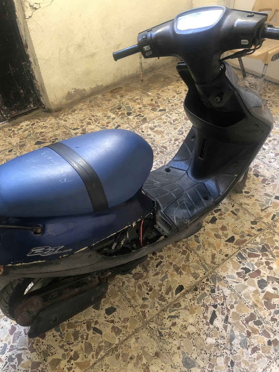 دراجه بيجي ٦٠ ياباني اصلي كفرات اصليه شغاله سلف و هندر و كهربائيات كامله قفل ستيرن قفل صندوك كامله الدراجه مكينه تخبل بيها العنون مدينه الصدر الشراي يجي خاص ***********
