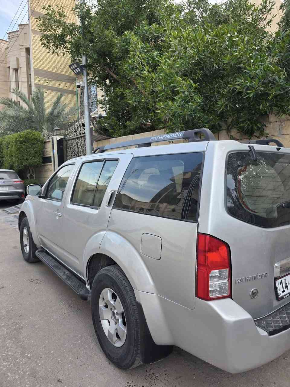 نيسان بافندر خليجي مديل 2006 رقم بصره جديد هزه وسنويه جدد محرك 6 سلندر مكينه كير كفالة حداديه من دعاميه لدعاميه جديده تخم تاير جديد كهربائيات كلها شغاله سياره ٧ راكب تبريد ثلج ٣ قطع سياره جاهزه كفاله ضربه وتبديل فقط رشات صبغ قليله السعر 83 وبيها مجال ***********
