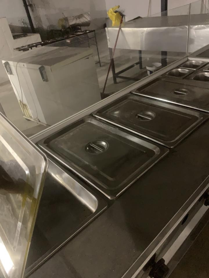 السلام عليكم
للبيع حماية مطاعم 3 متر 4 عيون غاز مستعملة قليل كلش نضيفة مع كامل ملحقاتها سعرهه 500 الف
وشواية دجاج غاز هم نضيفة كلش استعمالهن قليل حيل سعرهه 750 الف
مكانهن تكريت
***********
