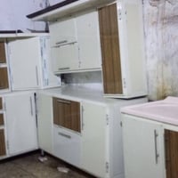 كونتر • نظيف ٩٠٪ • للبيع