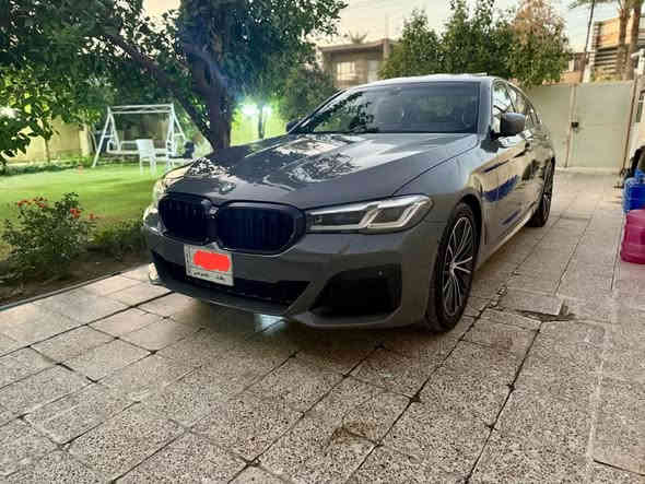 السلام عليكم 
للبيع 

Bmw 530i  

‎موديل 2022 

‎رقم بغداد 

‎محرك 2.0 لتر تون بور تيربو

‎كير ومكينه وحداديه وتخم تاير كله مكفول برغي

‎بدون اي نقص 

‎ماشيه  80 الف 

‎علية كت ام بكج اصلي

‎شباك امامي لد 

‎فول مواصفات 

‎حجم محرك 4 سلندر توين بور توربو

‎فتحه سلايد روف

‎مري شفط مع اشاير بالمري

‎مرايه جانبيه والوسط نوع Auto Dim

‎تشغيل بصمة

‎لون سمنتي 

‎دواخل قرميدي 

‎4 ابواب بصمه 

‎ماوس للتحكم

‎كشنات اماميه كهرباء هيتر

‎كاميرا خلفي 

‎حساسات خلفي و امامي 360 درجة 

‎كشنات جلد 

‎لايتات عدسة زينون 

‎بك لايت ليد 

‎داخل 12 لون متغير

‎حساس مطر اتوماتيك

‎رادار مرايا امامي و خلفي

‎تبريد قطعتين 

‎مرايا كهربائية

‎هاند بريك كهربائي

‎لايت عدسه متحرك مع الستيرن 

‎‏Auto hold

‎نظام ECO pro

‎نظام Comfort

‎نظام Sport

‎نظام sport plus

‎حادثها : خشم البنيد فقط اخت الكلين السياره ايرباك دركه فقط   

‎مكاني بغداد - العامريه 📍

سعر 365

‎ 

***********

