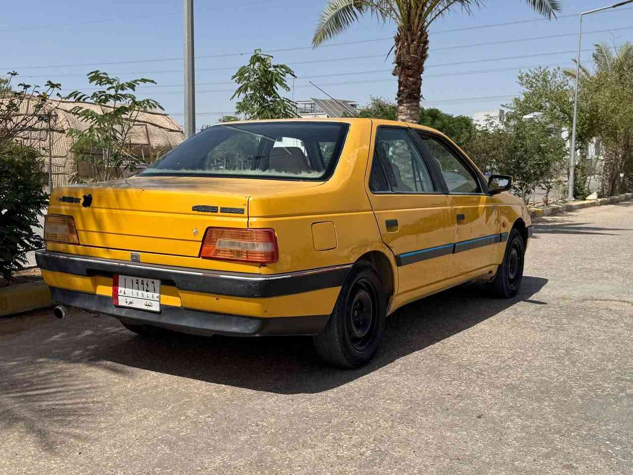 السلام عليكم بيجو جي ال اس مديل ١٢ رقم نجف مصفره هيئه وغرامات مكفوله كفاله عامه من ضربه وصبغ كير وحداديه وكهربائيات وكلج ومحرك وتبريد كله شرط السعر ٢٨ وبيه مجال للاستفسار ***********مكاني النجف
