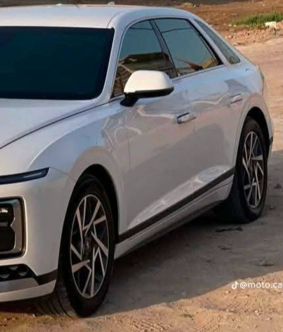 السلام عليكم  ازيرأ 2023 للبيع  كفالة عامه من الشخط من الرصعه وارد كوري سياره ع وضع شركه
6 سلندر غاز بلاد
تترقم جميع المحافظات 
مكان السيارة ديوانية 
***********
***********
السعر 215 مع المجال
ترهم مراوس بأاقل منها
