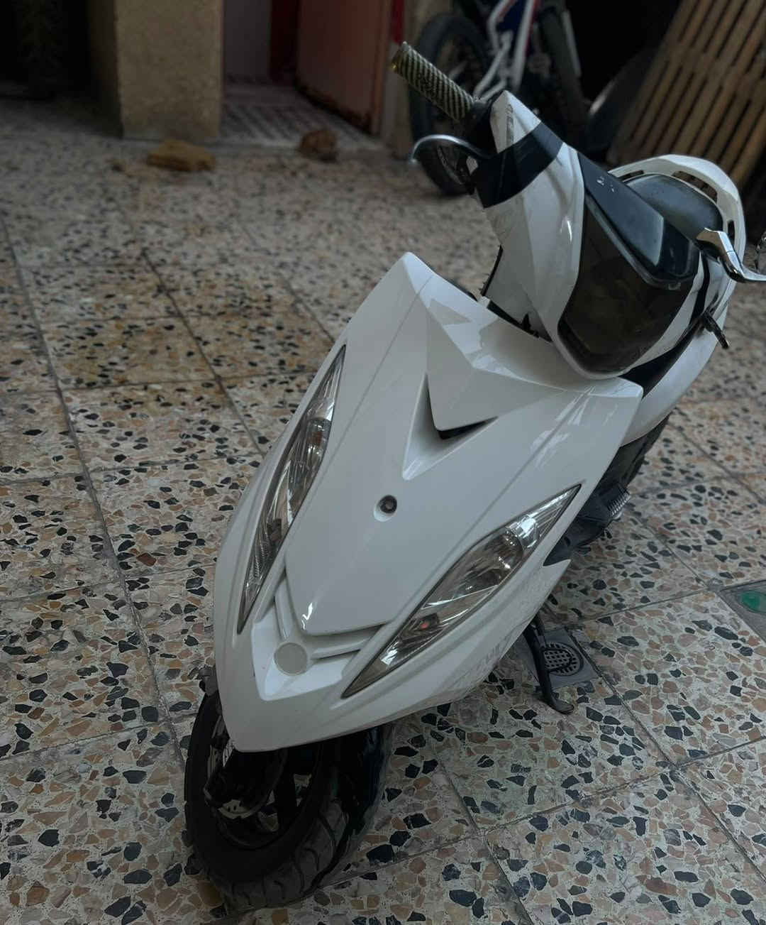 دراجة للبيع GRنضيفة  تاير جدد  كفرات اصلية دبلات مكان بغداد شعلة الرقم *********** السعر ب650
