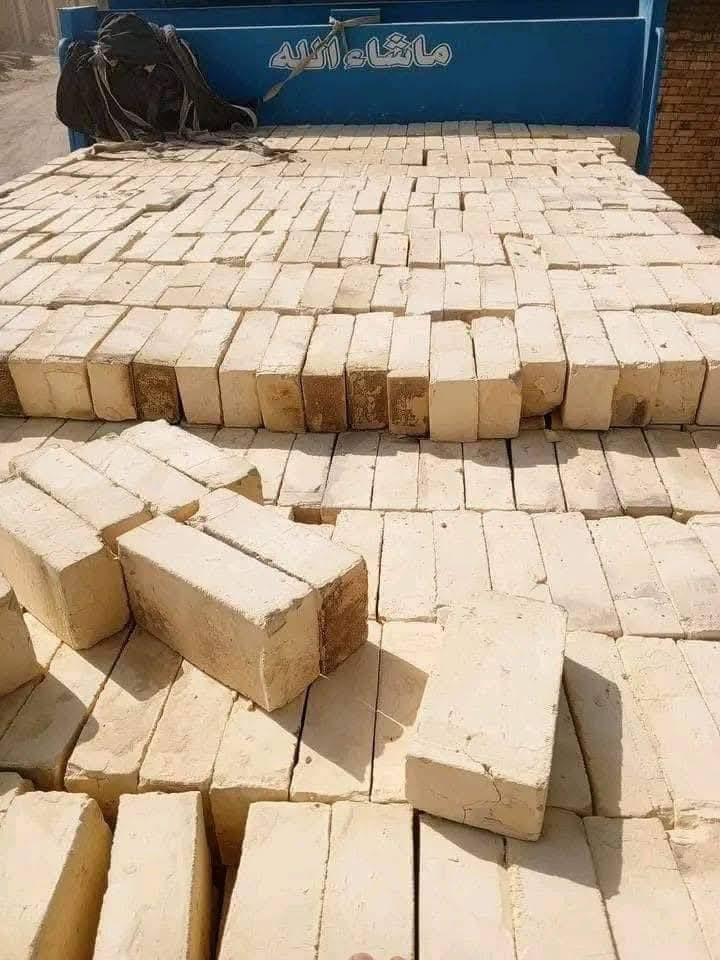 بِسمِ اللّه الرٓحمٰن الرَحيم 
تم وصول سياره طابوق  في معمل سيد مصطفى 
السعر لالف  على الخاص
عنوان معمل البصر قضاء المدينه قرب قاعه ريماس اللاعراس 
الاستفسار على هذا الرقم ***********
