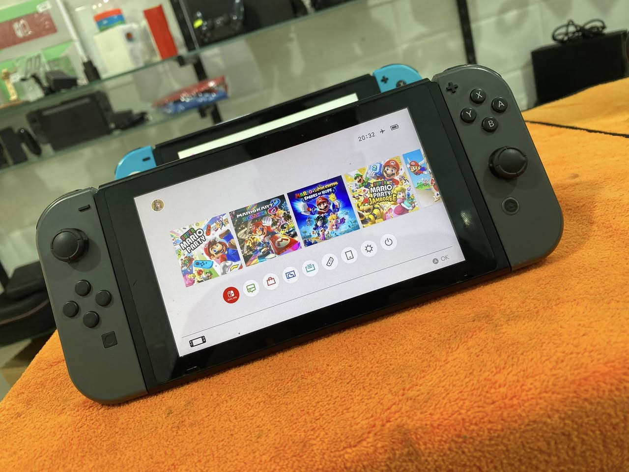 2HABAT NINTENDO SWITCH SANS ACCESSOIRES 
WAHDA ON LIGNE 
WAHDA FLACHIA


**إذا كنت صاحب هذا الإعلان وتريد حذفه لأي سبب، رجاءا أرسل رسالة إلى الدعم الفني**