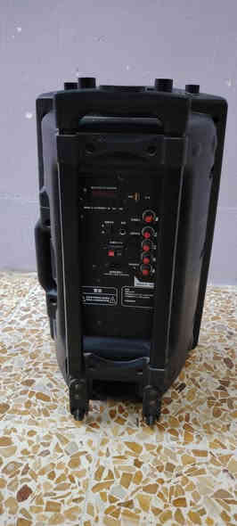 ديجي للبيع ابو عربانه رتفاعو 50 سنتيم شغال كامل صوط عالي جديد بلوتوث شحن كلو شغال السعر 50وبي مجال   ***********
