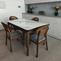 طاولة طعام • تركي • سطح زجاجي