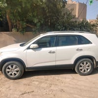 سياره سورنتو موديل 2012 سياره مكفوله كفاله عامه من كلشي كير ومحرح وحدا...